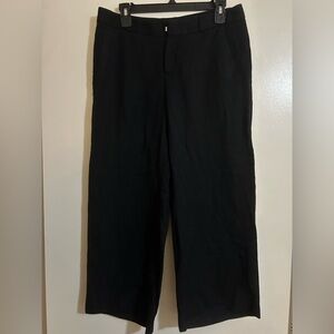 Banana Republic Women’s Black Wide leg linen blend cropped pants size 4